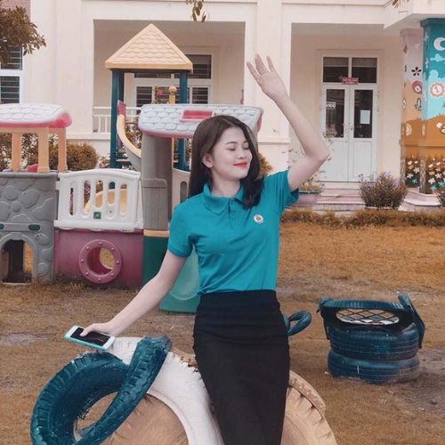 Cô Trịnh Bích Vân